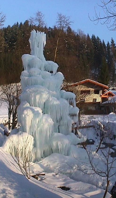 200301 eisturm.jpg - Eistum in Lengries